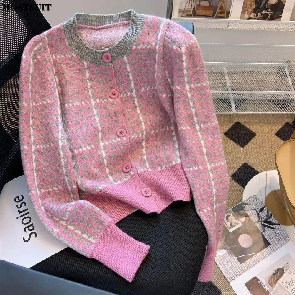 Chic Women's Long-Sleeved Knitted Sweater for Fall/Winter