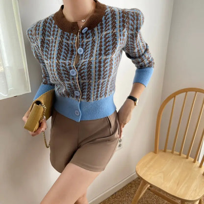 Chic Women's Long-Sleeved Knitted Sweater for Fall/Winter